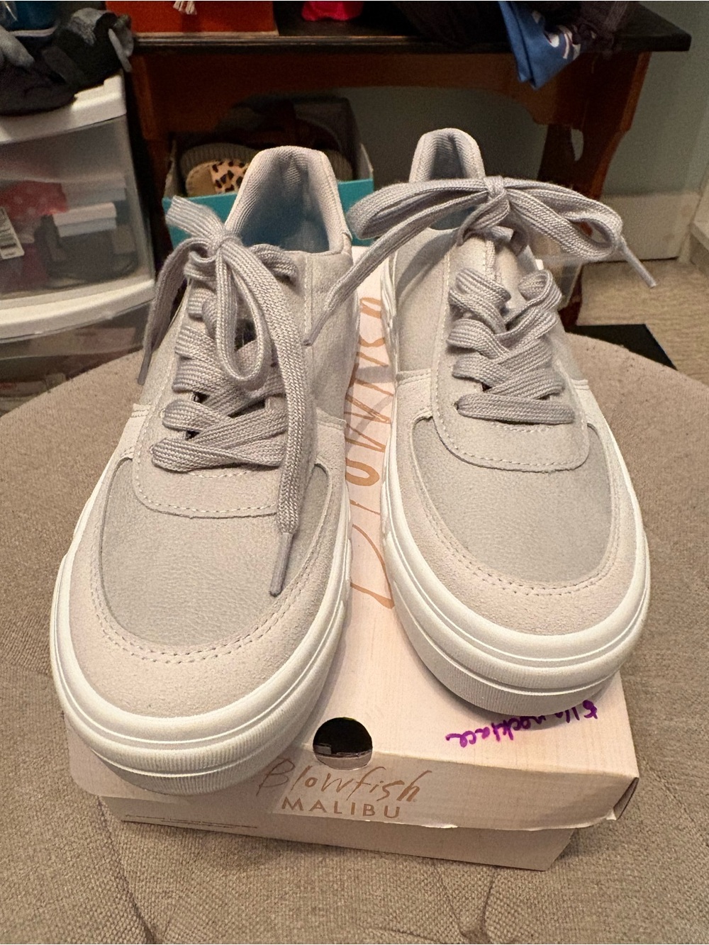 Blowfish Women's Light Gray Suede Platform Lace-Up Sneakers